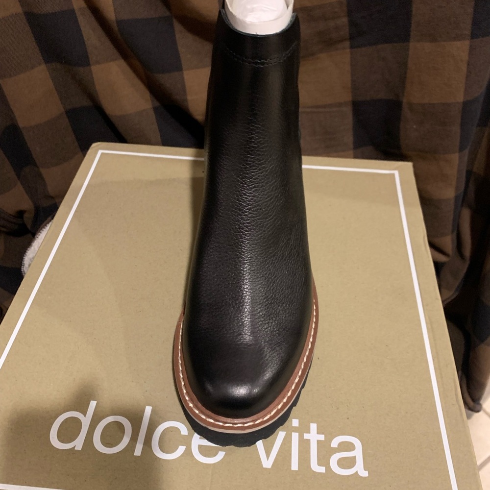 Dolce Vita Huey H20 Water Resistant Black Women’s Boot. Brand New Size 6